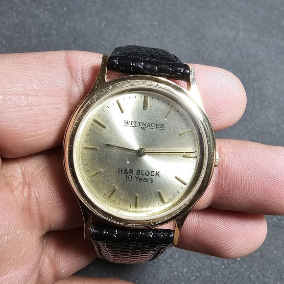 Wittnauer H & R BLOCK 10 YEARS Service Award Quartz Watch Gold Tone Working show - Picture 1 of 9